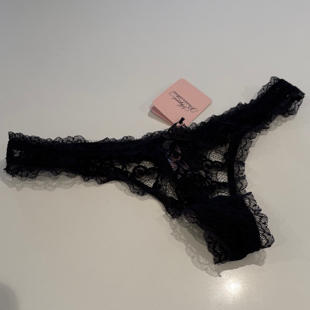 New with tags! Agent Provocateur Black Lace Anna Thong Sz 2 NWT